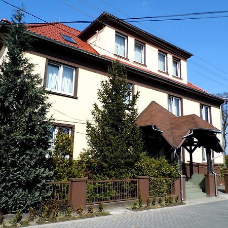 Hotel Huzar Gorzow Wielkopolski Bagian luar foto